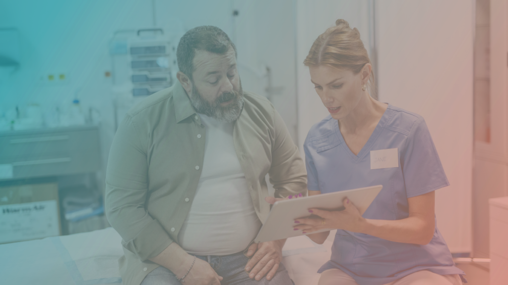 Hombre en el consultorio del médico